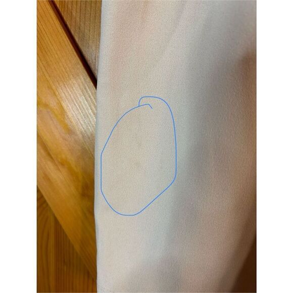 Maurices Tie Waist Paper Bag Shorts Large Beige 4” Inseam nwt (4833) Read - Picture 3 of 5